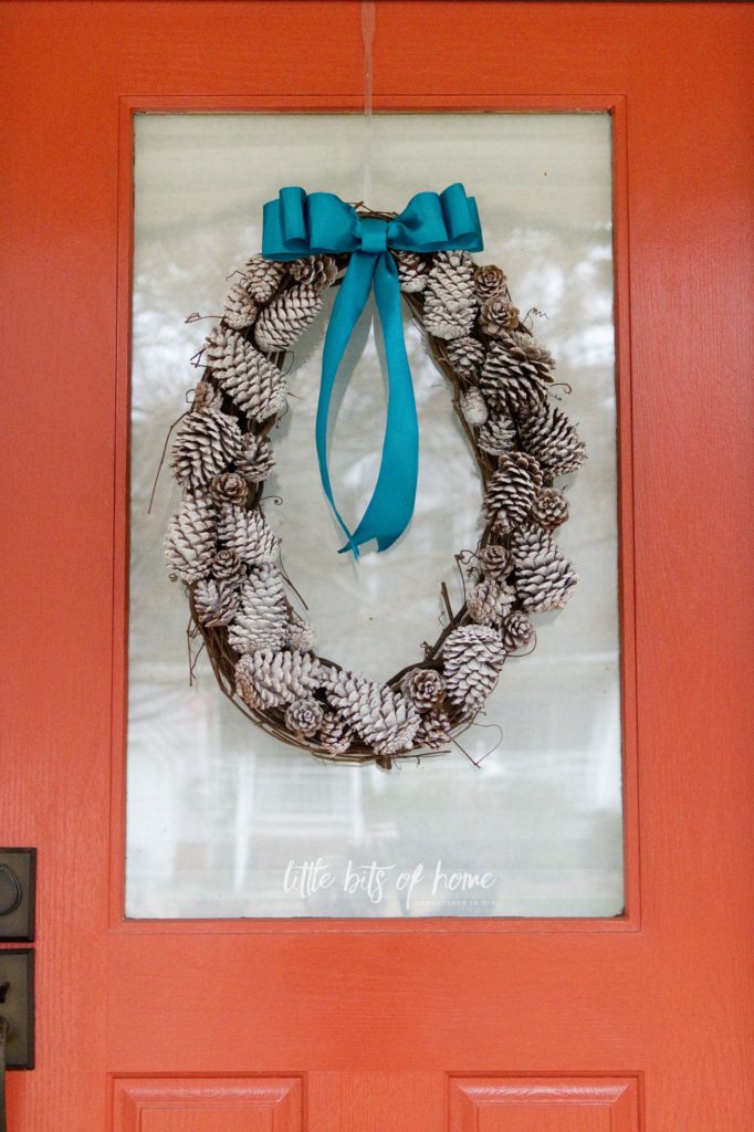 pinecone-wreath-door-2